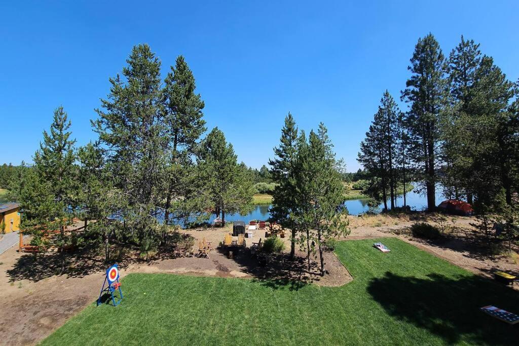 Beautiful Riverfront Near Mt Bachelor With Hot Tub 本德 外观 照片