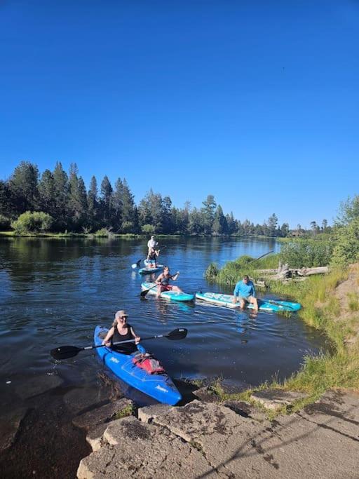 Beautiful Riverfront Near Mt Bachelor With Hot Tub 本德 外观 照片